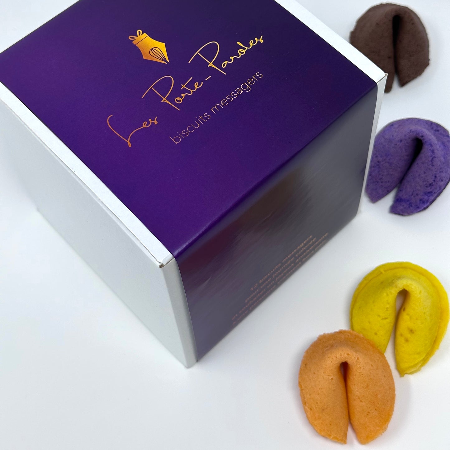 Joyeux Anniversaire! Boîte de 12 biscuits messagers pour dire bonne fête!